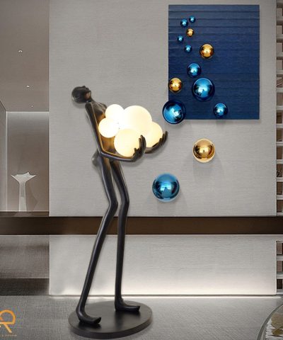 Tượng người ôm bóng ART-2602