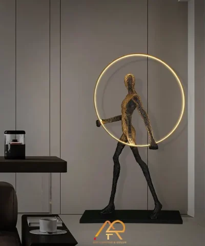 Đèn Nghệ Thuật Tượng Người Cầm Vòng LED ART-2518